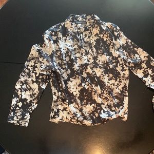 Long Sleeve Blouse. Excellent Condition .Size L